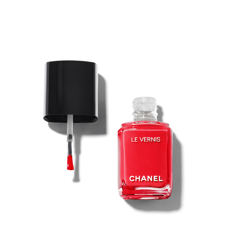 CHANEL Le Vernis Longwear Nail Colour - 510 Gitane | @violetgrey