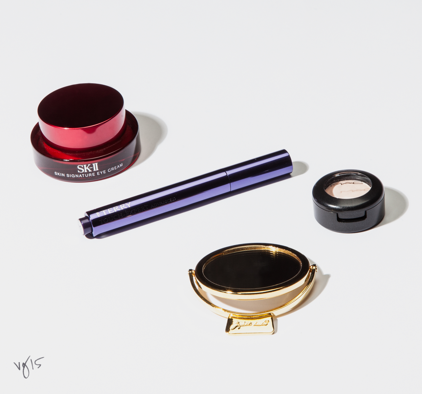 QUICK FIX KIT: CONCEAL UNDER-EYE CIRCLES  |  3 easy steps on how to disguise the most tell-tale signs of a sleepless night  |  #VIOLETGREY, The Industry's Beauty Edit