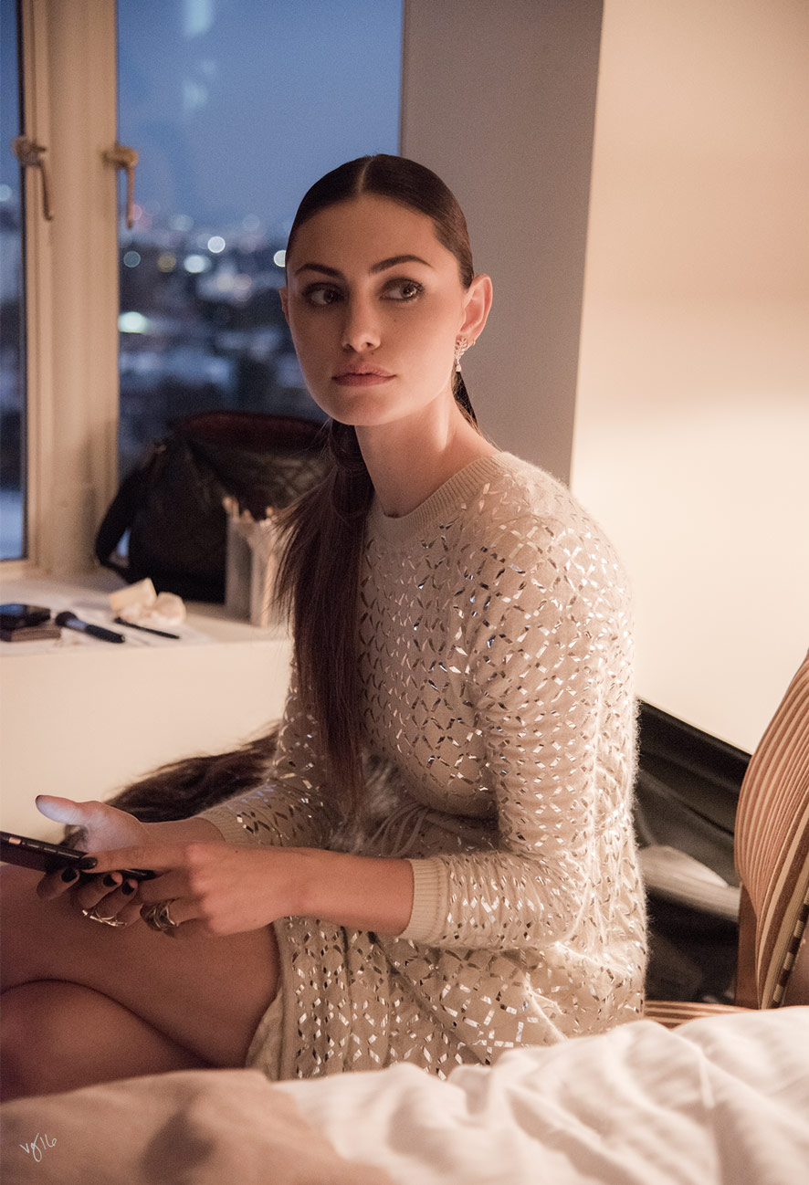 getting-ready-with-phoebe-tonkin-archive